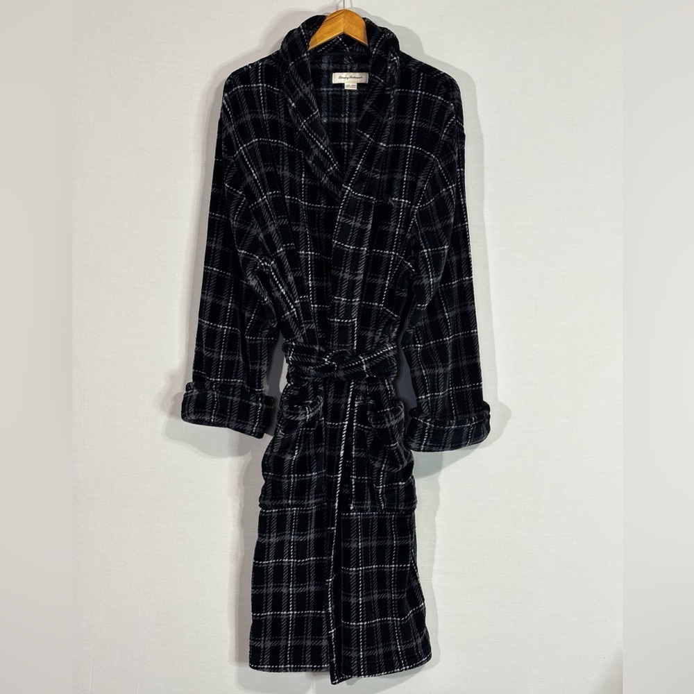 Tommy Bahama Plush Fleece Robe Plaid Black Gray L/XL Shawl Collar